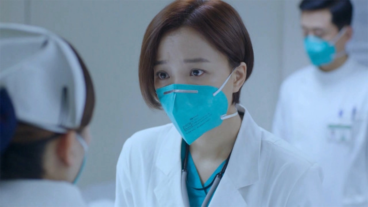 Bác Sĩ Khoa Cấp Cứu (Emergency Physician)