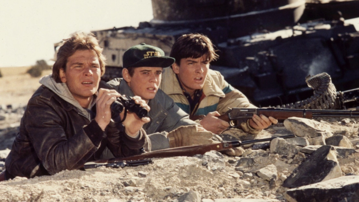 Bình minh đỏ (Red Dawn)