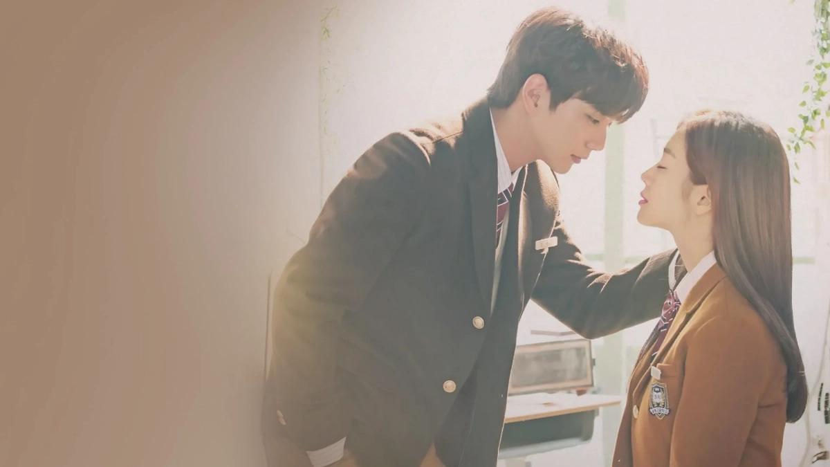 Bok Soo Trở Về (My Strange Hero)