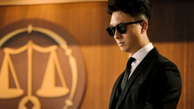 Bước Qua Ranh Giới 2 (Legal Mavericks 2)