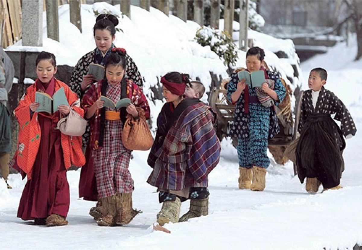 Cô Bé Ôsin (Oshin)