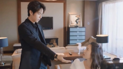 Còn Lâu Mới Thèm Yêu Đương (Please Fall In Love)