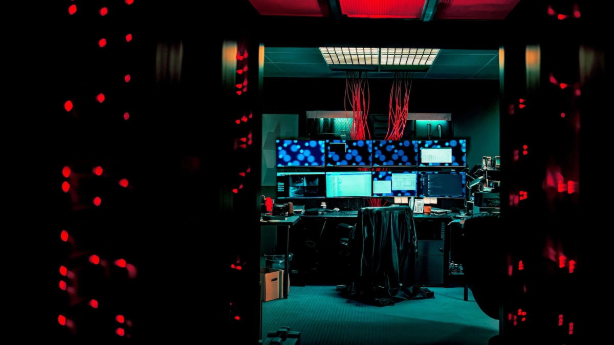 Cyberbunker: Tội phạm thế giới ngầm (Cyberbunker: The Criminal Underworld)