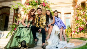 Đế chế phô trương (Phần 2) (Bling Empire (Season 2))