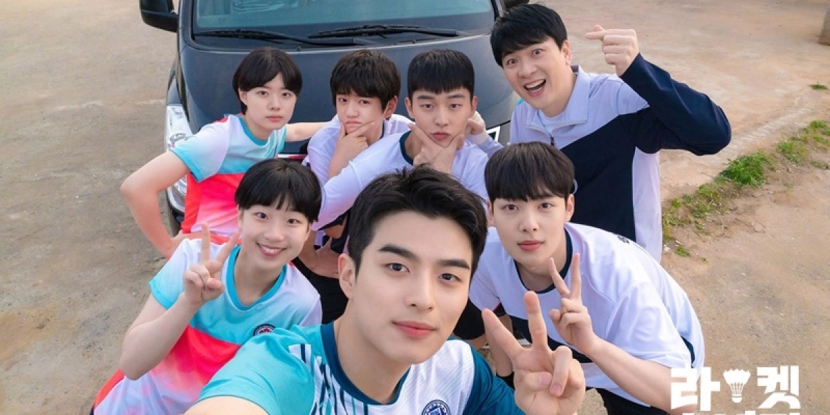 Đội Cầu Lông Thiếu Niên (Racket Boys)