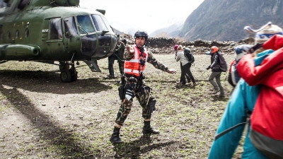 Dư chấn: Everest và vụ động đất tại Nepal (Aftershock: Everest and the Nepal Earthquake)
