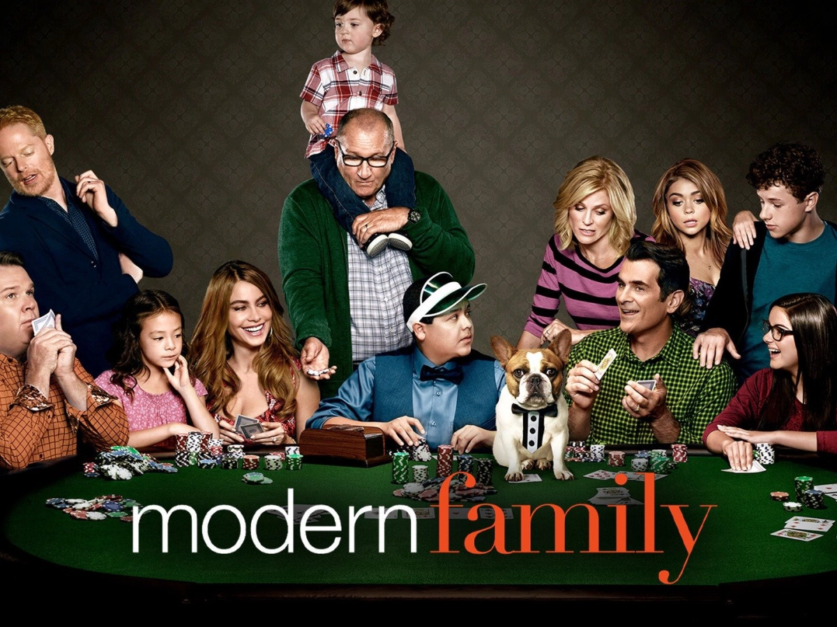 Gia Đình Hiện Đại (Phần 6) (Modern Family (Season 6))