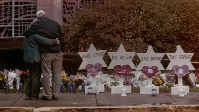 Giáo Đường Cây Sự Sống (A Tree of Life: The Pittsburgh Synagogue Shooting)