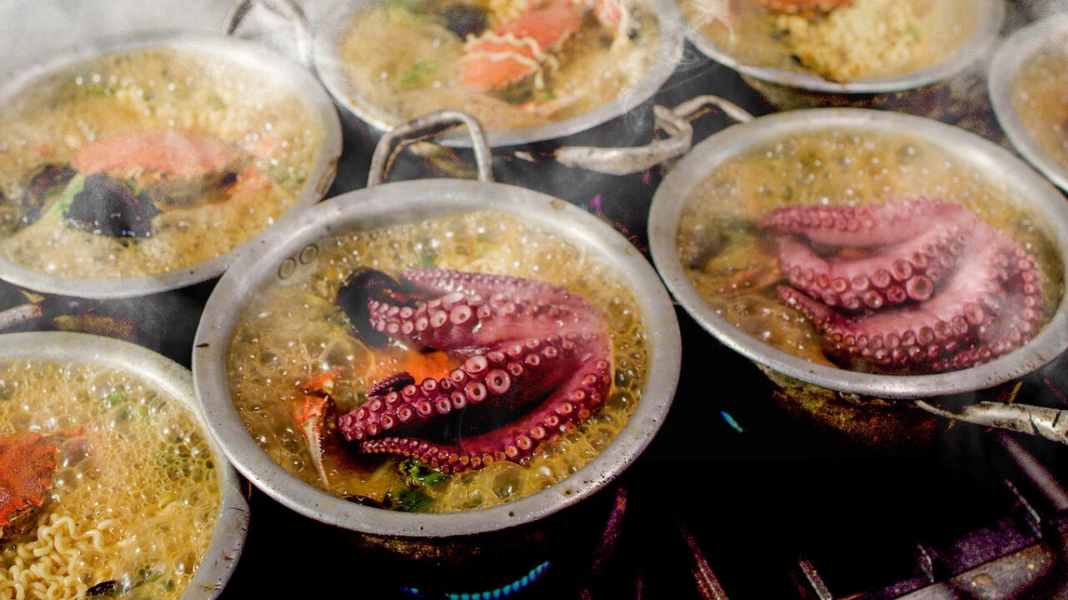 Hàn Quốc qua những món canh (A Nation of Broth)