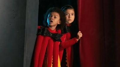 Ivy + Bean: Nhảy chẳng ngừng (Ivy + Bean: Doomed to Dance)
