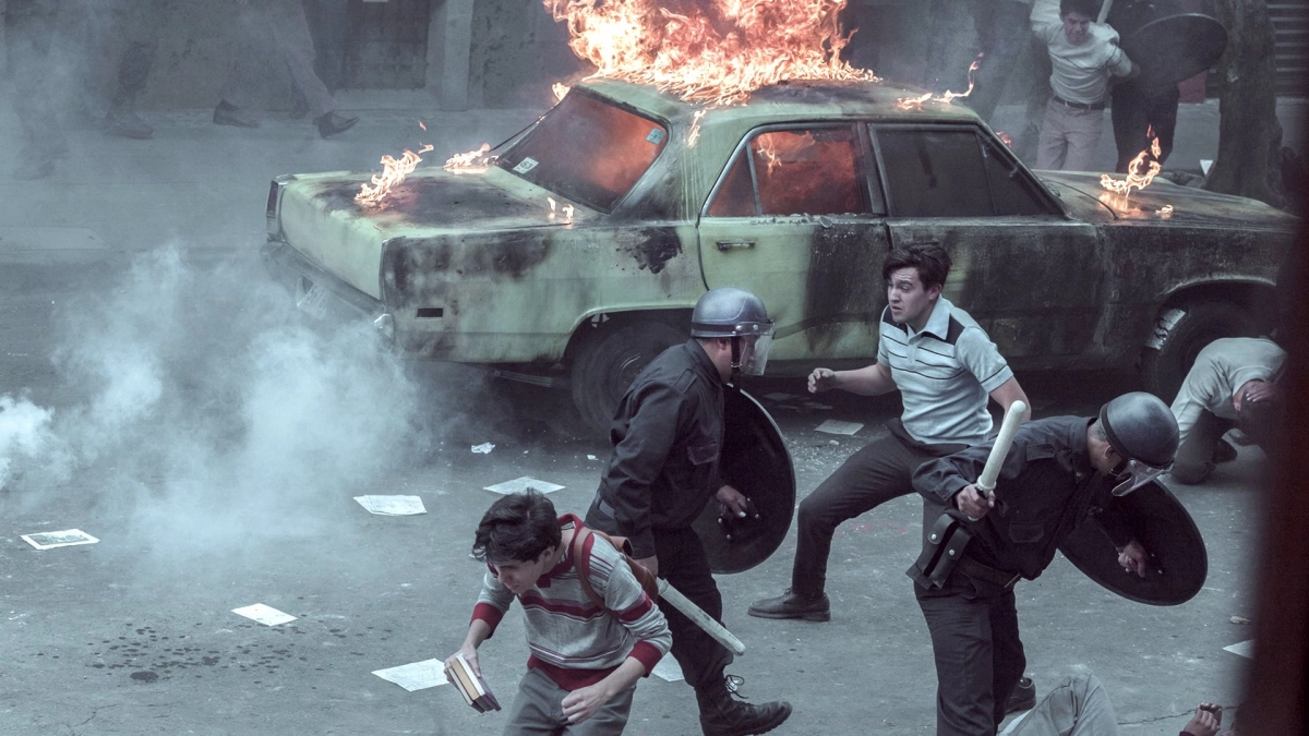 Kẻ Thù Lạ (Phần 1) (An Unknown Enemy (Season 1))
