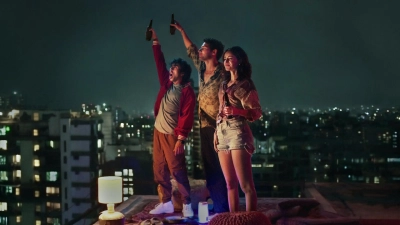Lạc trong thế giới ảo (Kho Gaye Hum Kahan)