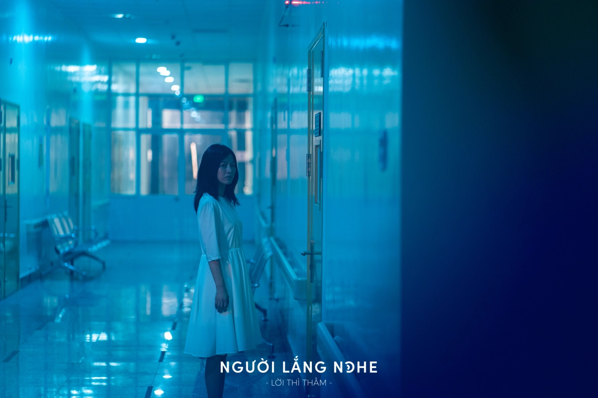 Người lắng nghe: Lời thì thầm (Listeners: The Whispering)