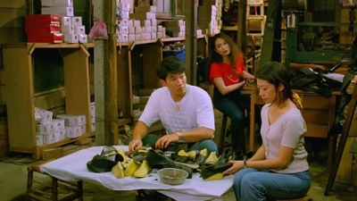 Những Đôi Giày Máu (Những Đôi Giày Máu)