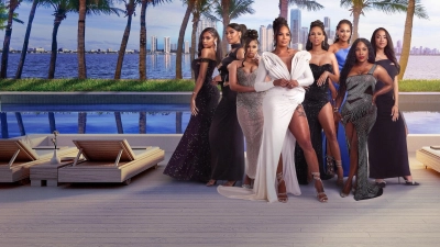 Những kiều nữ Miami (W.A.G.s to Riches)