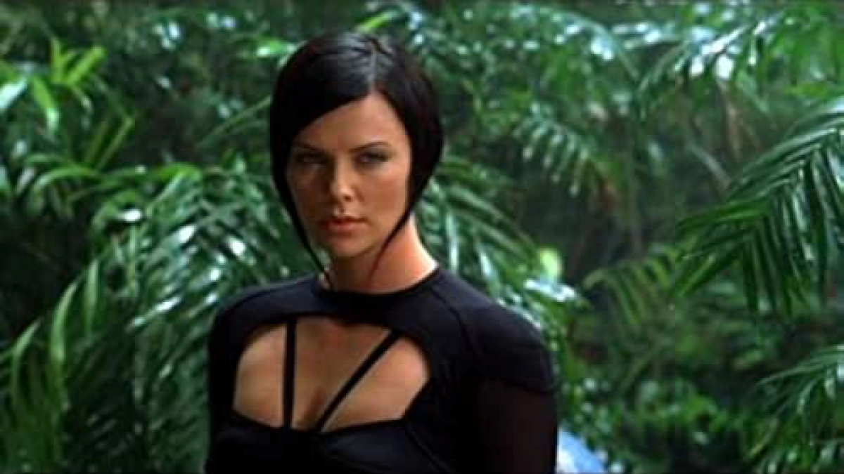 Nữ Chiến Binh Tương Laii (Æon Flux)