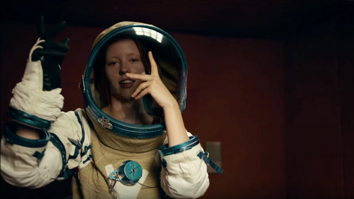 Sự Sống Ngoài Vũ Trụ (High Life)