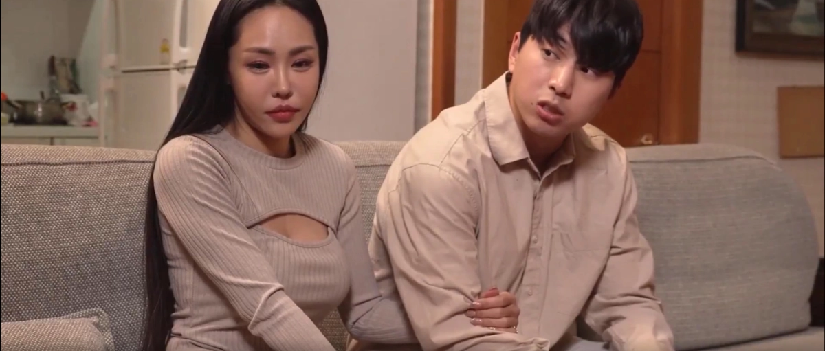 Tách Sò Để Trả Nợ (몸보증에열려버린털지갑)