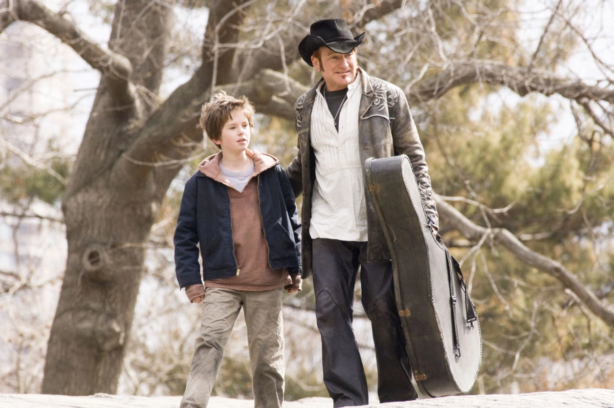 Thần Đồng Âm Nhạc (August Rush)