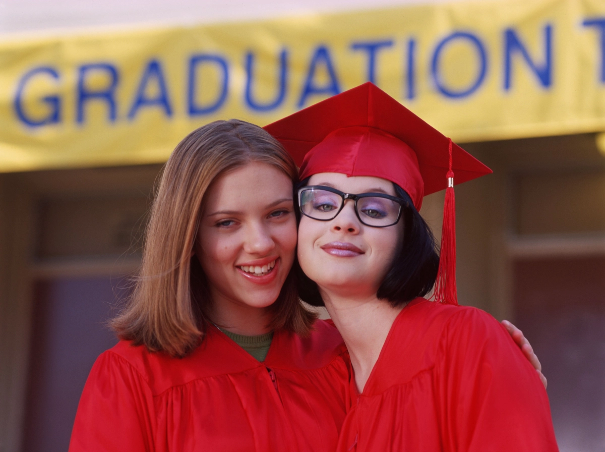 Thế Giới Ma (Ghost World)