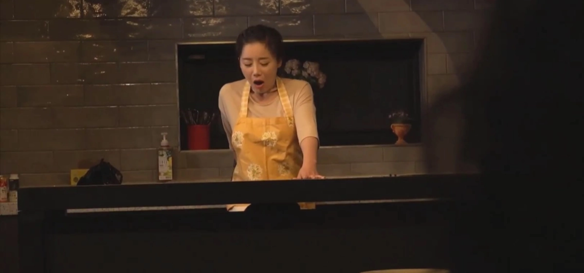 Tôi Đã Thấy Vợ Ngoại Tình Trước Mặt Mình (남편앞에서 섹스하는 아내)