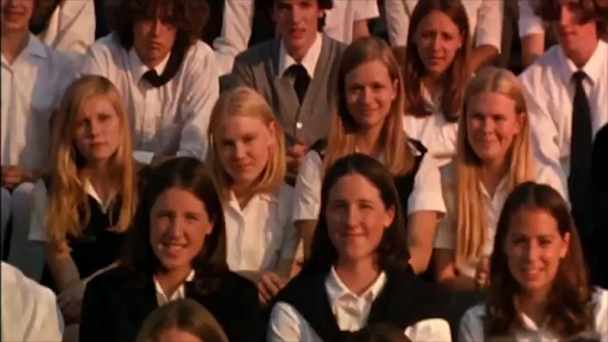 Trinh Nữ Tự Sát (The Virgin Suicides)