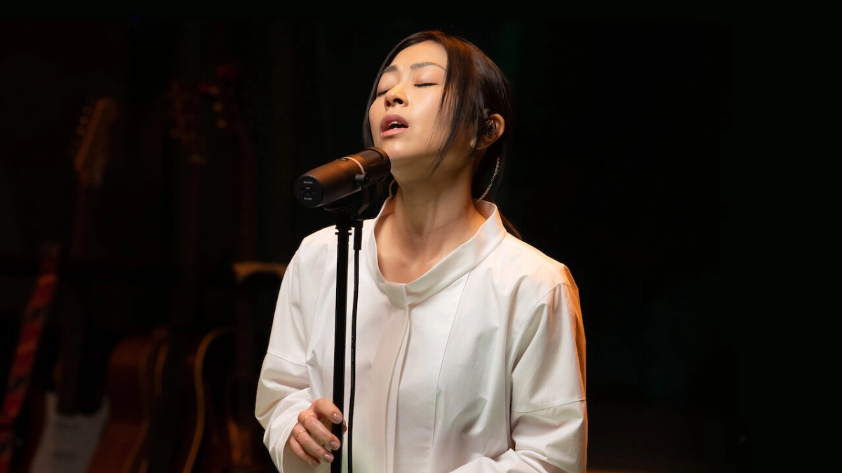 Utada Hikaru: Thu âm trực tiếp từ Air Studios (Hikaru Utada Live Sessions from AIR Studios)