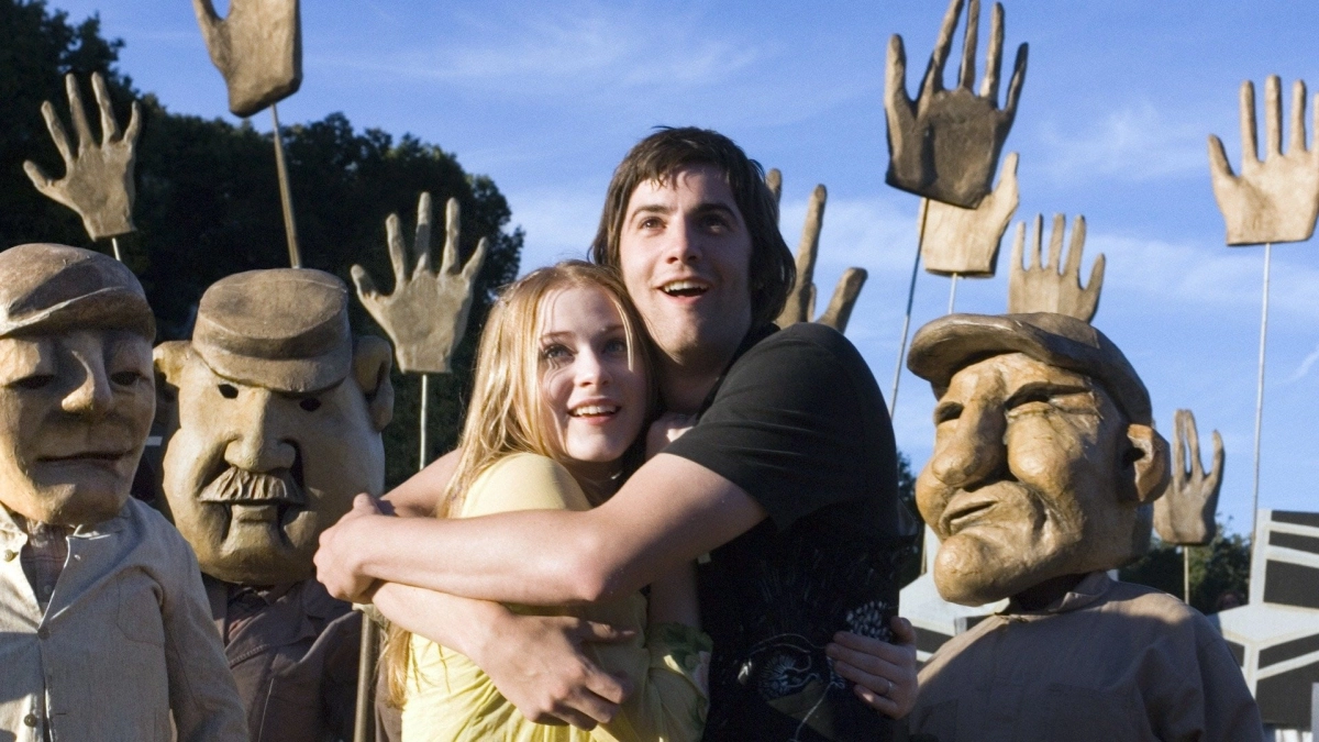 Vượt Dải Ngân Hà (Across the Universe)